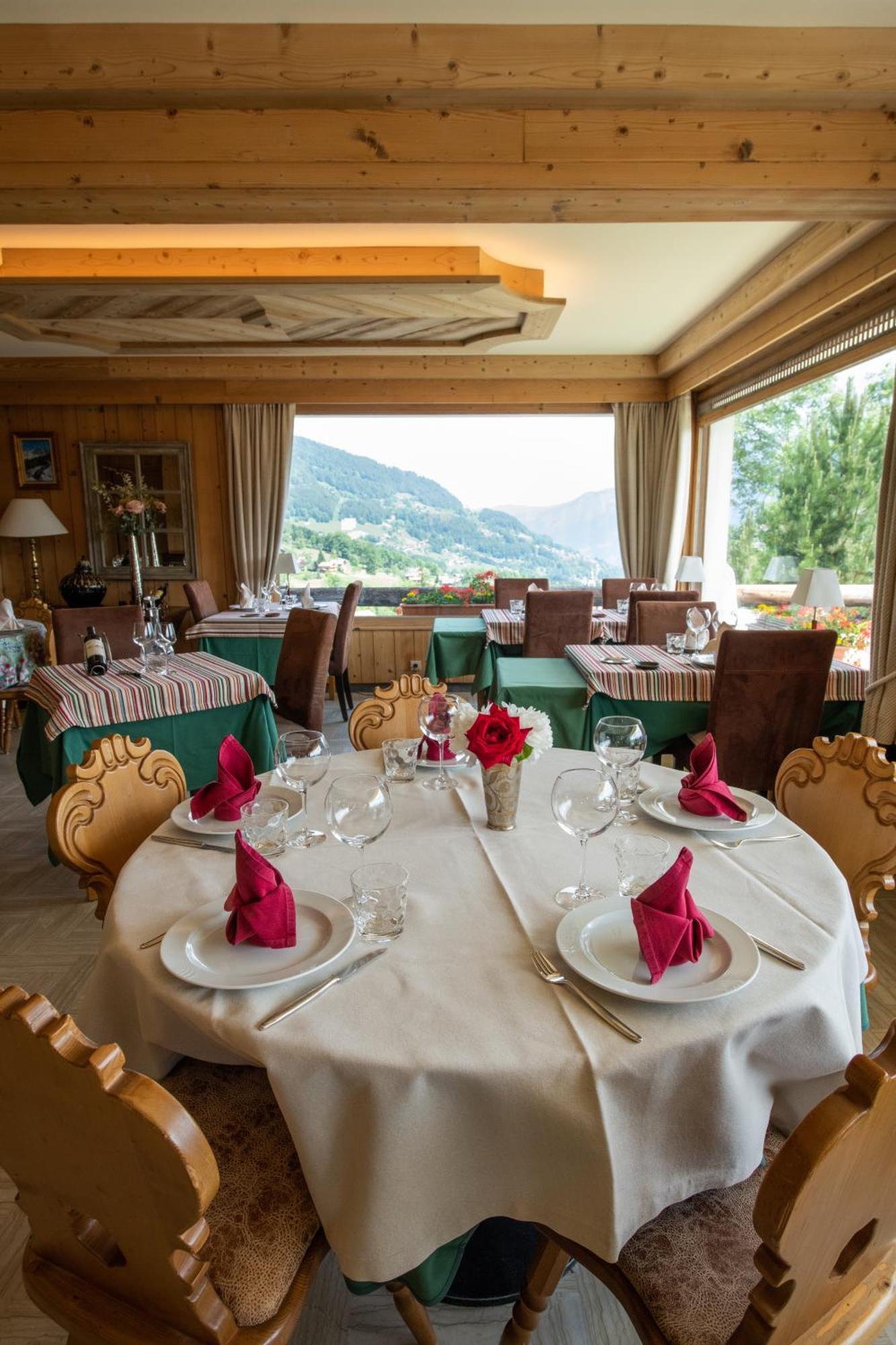 Hotel Le Chamois D'Or Cordon Esterno foto